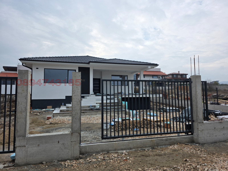 Продава КЪЩА, с. Белащица, област Пловдив, снимка 4 - Къщи - 52566001