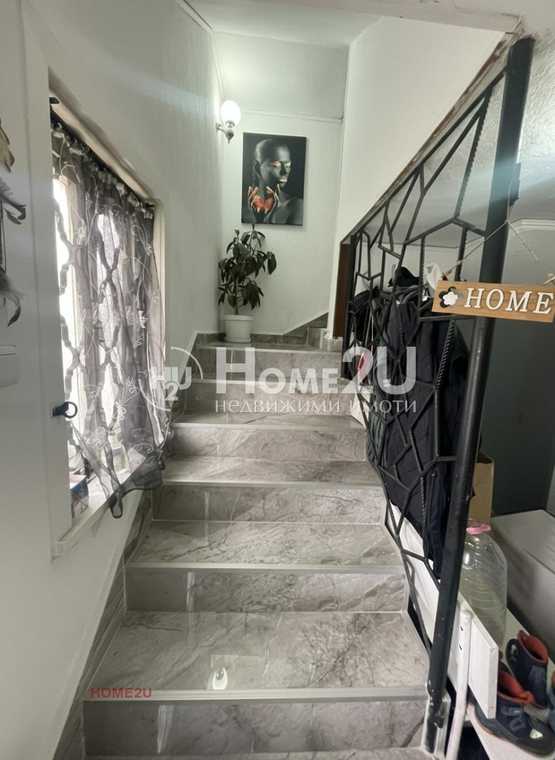 Продава КЪЩА, гр. Долни чифлик, област Варна, снимка 6 - Къщи - 53558974