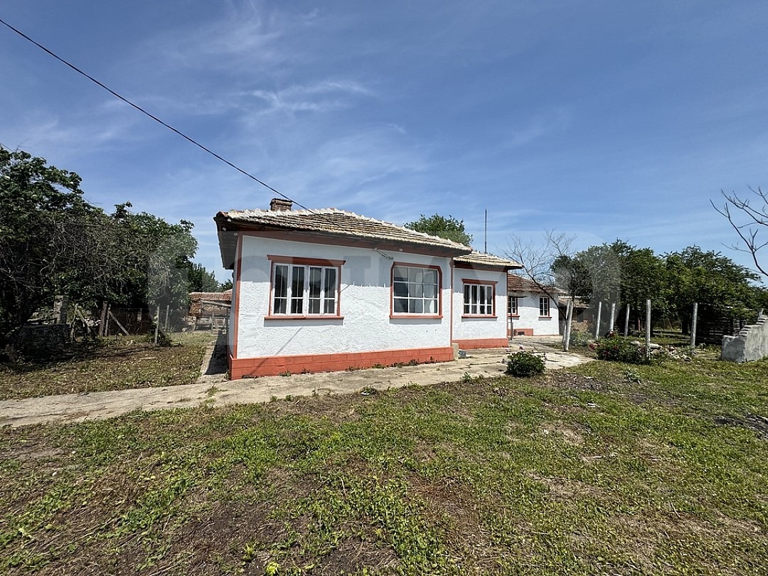 Продава КЪЩА, с. Спасово, област Добрич, снимка 3 - Къщи - 54829185