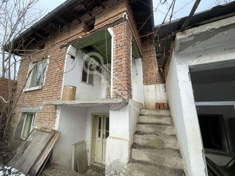 Продава КЪЩА в област Велико Търново, с. Козловец - 120 кв.м / 9 500 € » 18 580.39 лв., ИМОТИ ТЪРНОВГРАД