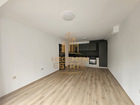 Продава  3-стаен, град Варна