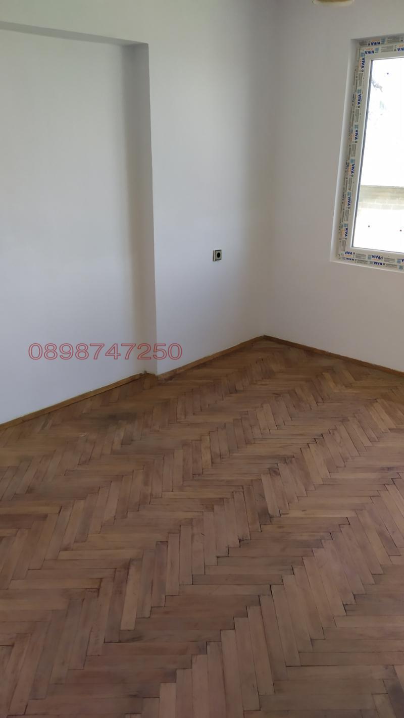 Продава 3-СТАЕН, гр. Свищов, област Велико Търново, снимка 7 - Апартаменти - 53027643