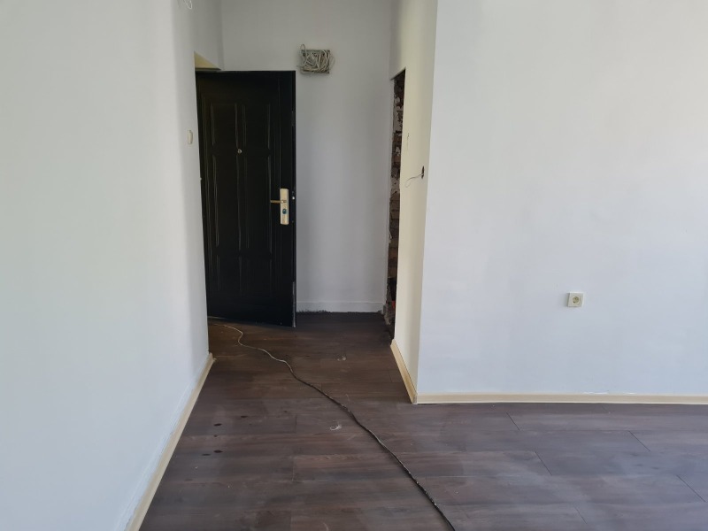 Продава 3-СТАЕН, гр. Девня, област Варна, снимка 3 - Апартаменти - 52611880