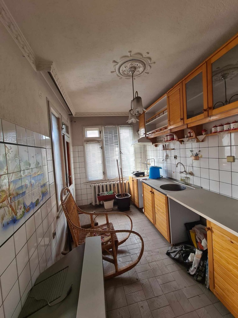 Продава  Многостаен град Хасково , Каменни , 165 кв.м | 74472573
