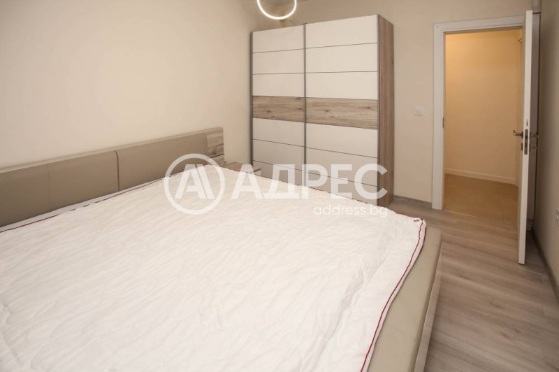 Продава МНОГОСТАЕН, гр. София, Център, снимка 8 - Апартаменти - 52504906