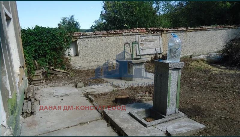 Продава КЪЩА, с. Веселиново, област Шумен, снимка 3 - Къщи - 53183016