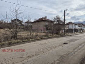 Plot Teva, Pernik 1