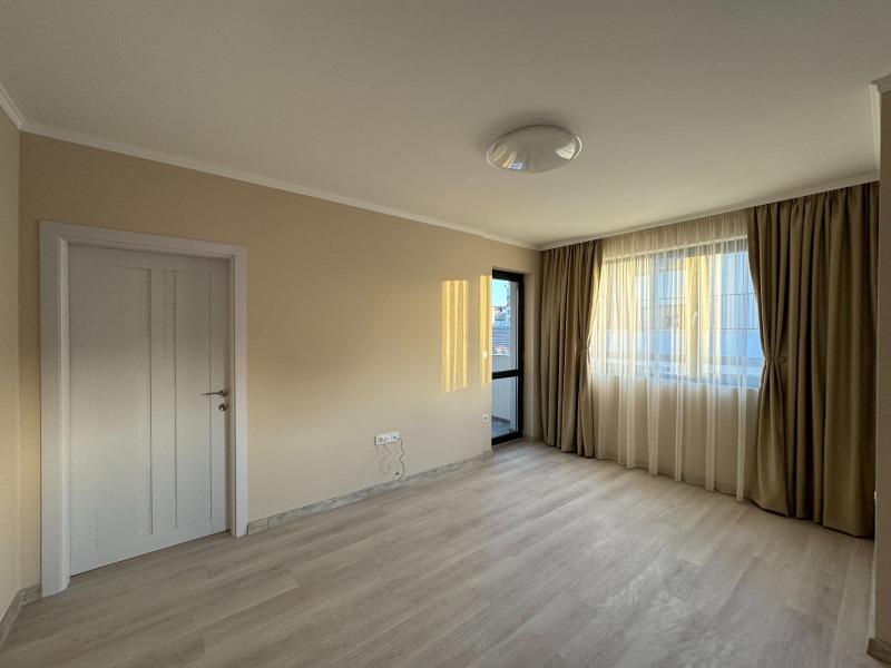 De vânzare  1 dormitor Târgoviște , Varoșa , 66 mp | 93261287 - imagine [7]