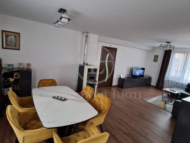 For Sale  House Plovdiv , Ostromila , 162 sq.m | 52860025