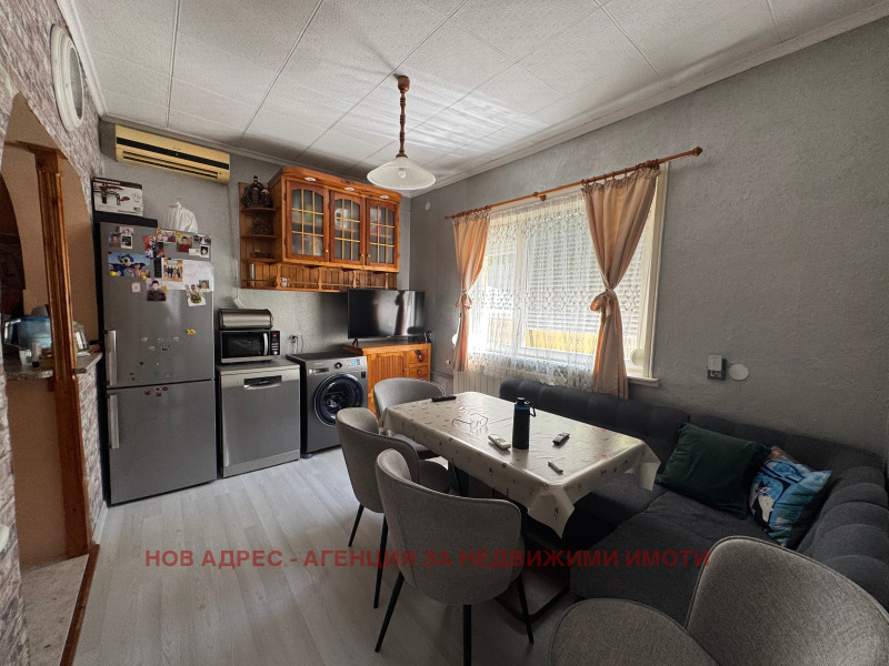 Продава  Къща град Търговище , Боровец , 86 кв.м | 63588317 - изображение [8]