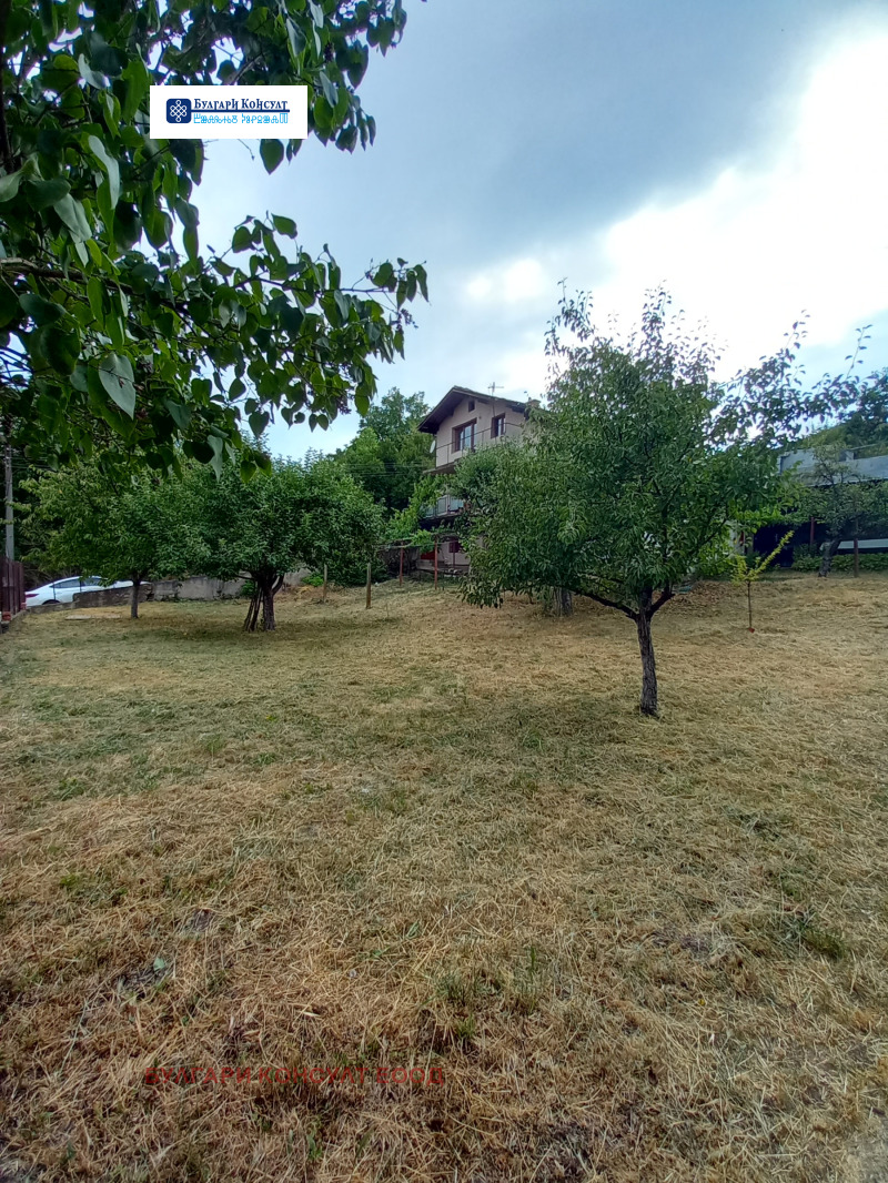 Продава  Къща област Кюстендил , с. Таваличево , 240 кв.м | 79947972 - изображение [3]