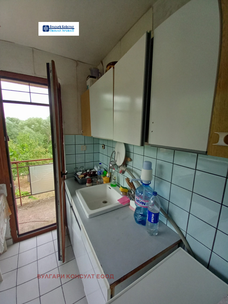 Продава  Къща област Кюстендил , с. Таваличево , 240 кв.м | 79947972 - изображение [9]