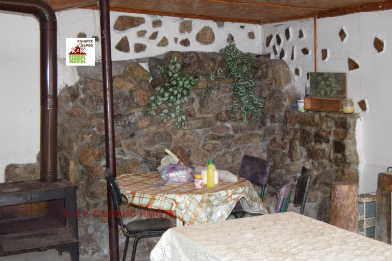 Продава ВИЛА, гр. Сопот, област Пловдив, снимка 8 - Вили - 53276476