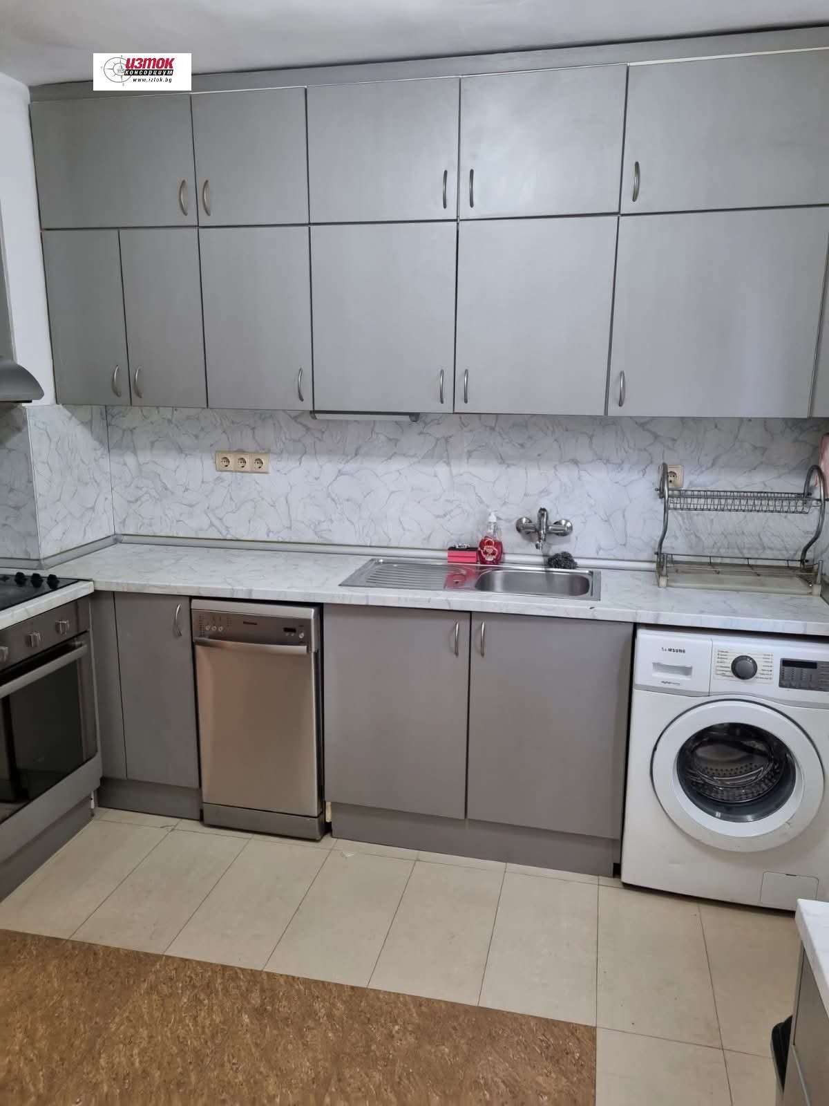 Продава 4-СТАЕН, гр. София, Банишора, снимка 2 - Апартаменти - 54423496