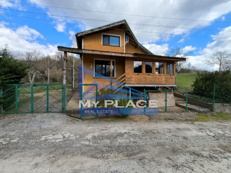 Продава ВИЛА в област Шумен, гр. Велики Преслав - 79 кв.м / 70 000 € » 136 908.10 лв., МАЙ ПЛЕЙС