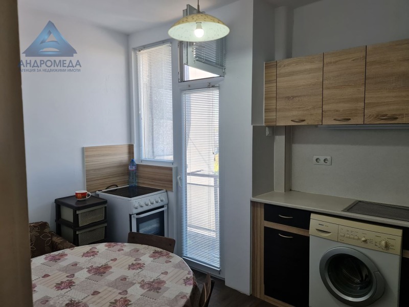 Продава 2-СТАЕН, гр. Плевен, Сторгозия, снимка 3 - Aпартаменти - 48027609