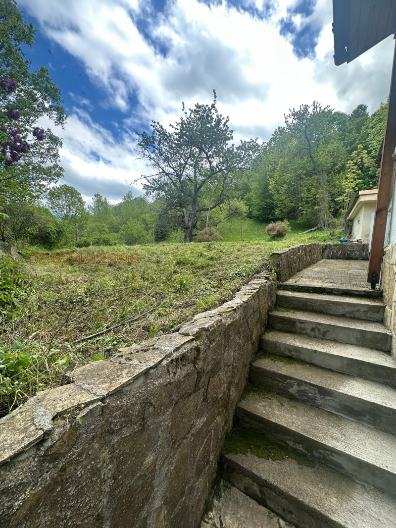 Продава ВИЛА, с. Борущица, област Стара Загора, снимка 6 - Вили - 52817565