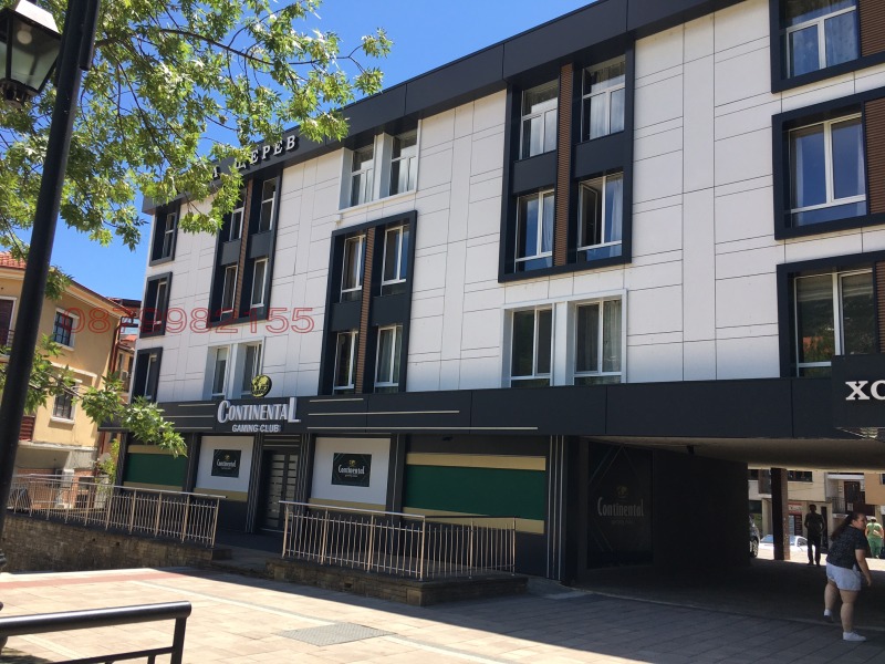 Продава БИЗНЕС ИМОТ, гр. Карлово, област Пловдив