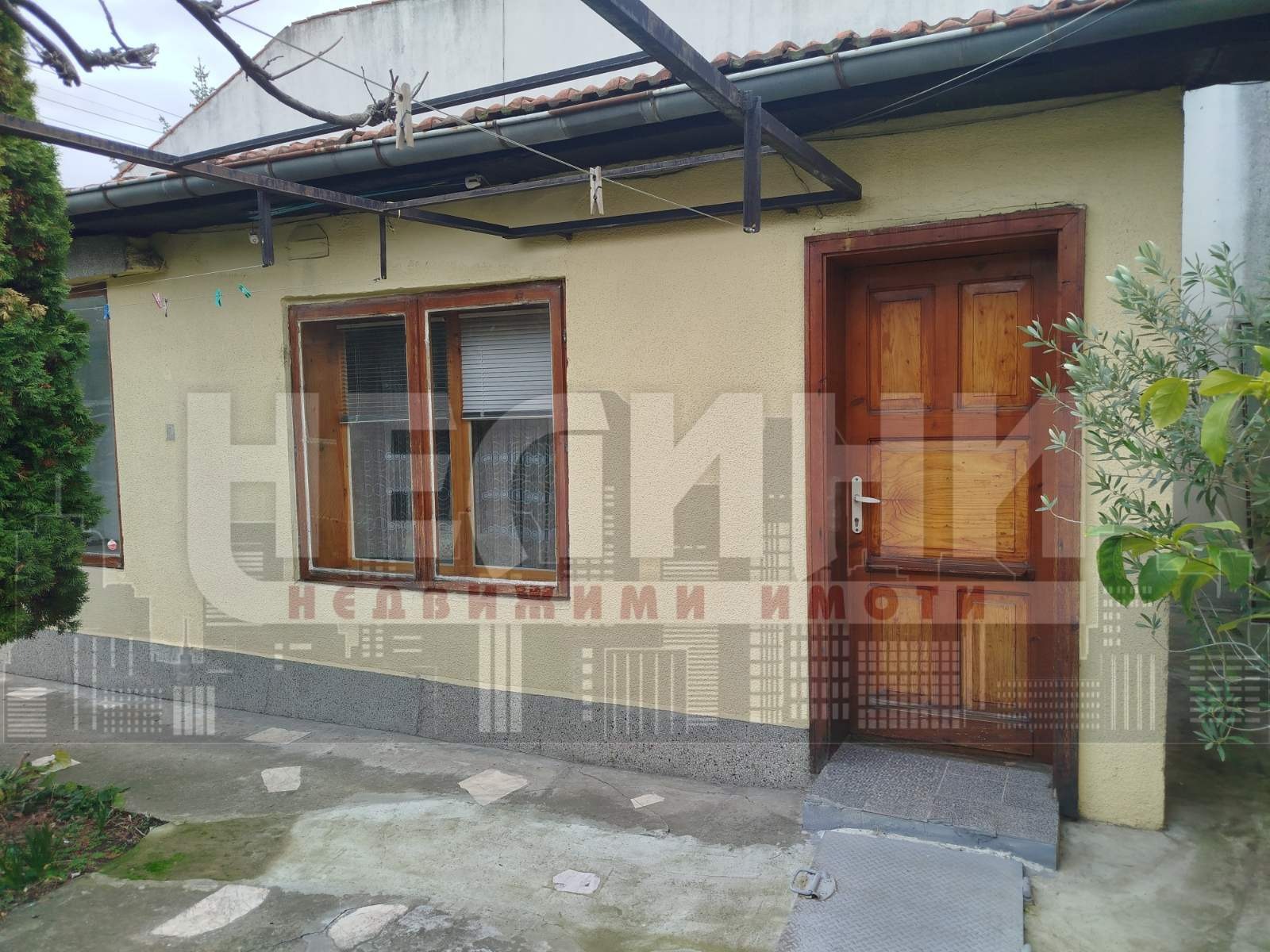 Продава КЪЩА, гр. Русе, Централен кооп. пазар, снимка 2 - Къщи - 55795928