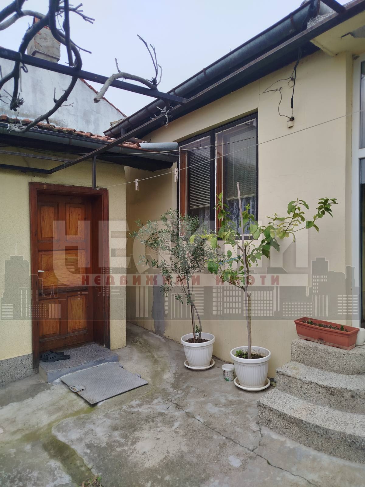 Продава КЪЩА, гр. Русе, Централен кооп. пазар, снимка 3 - Къщи - 55795928
