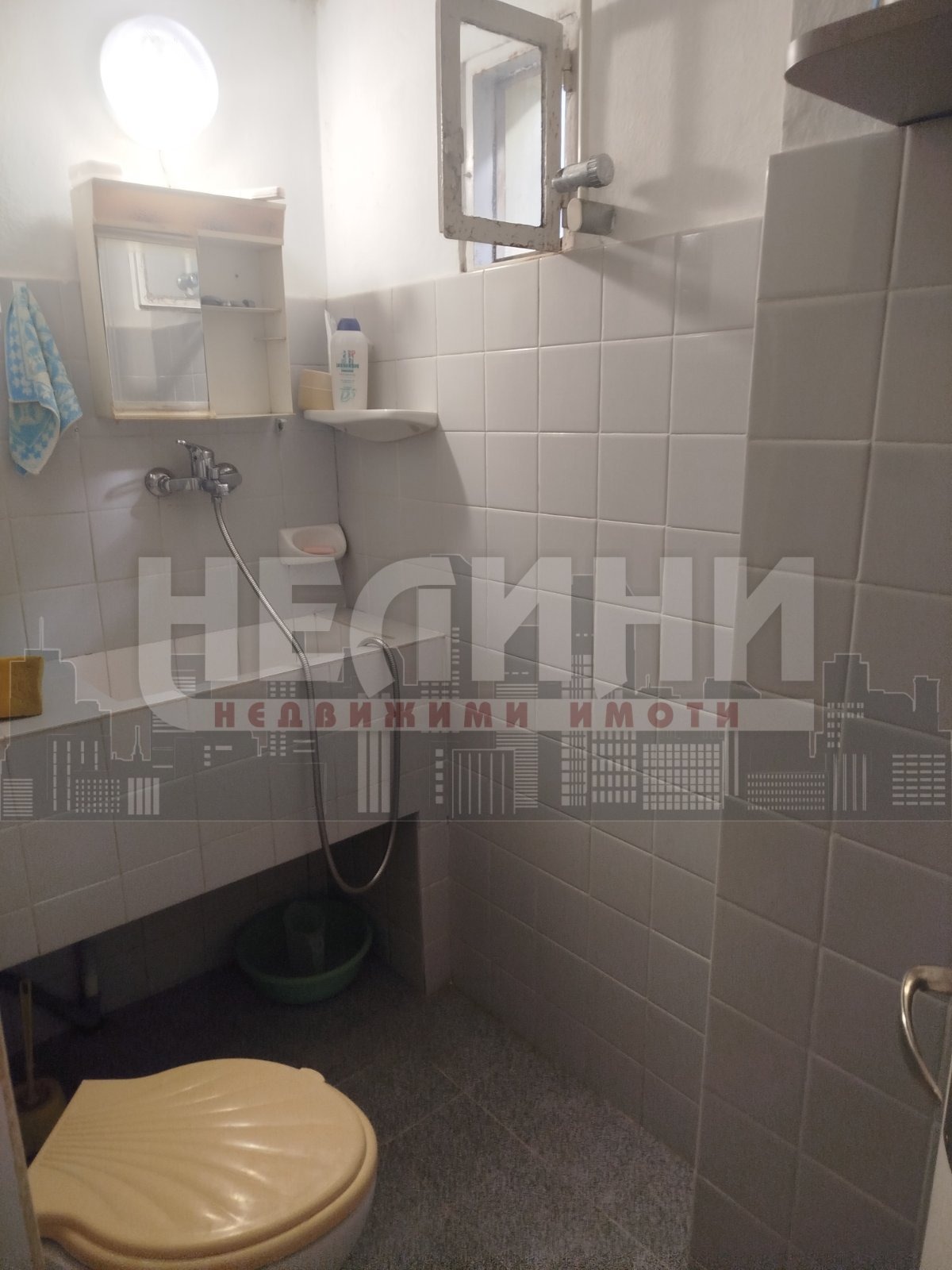 Продава КЪЩА, гр. Русе, Централен кооп. пазар, снимка 7 - Къщи - 55795928