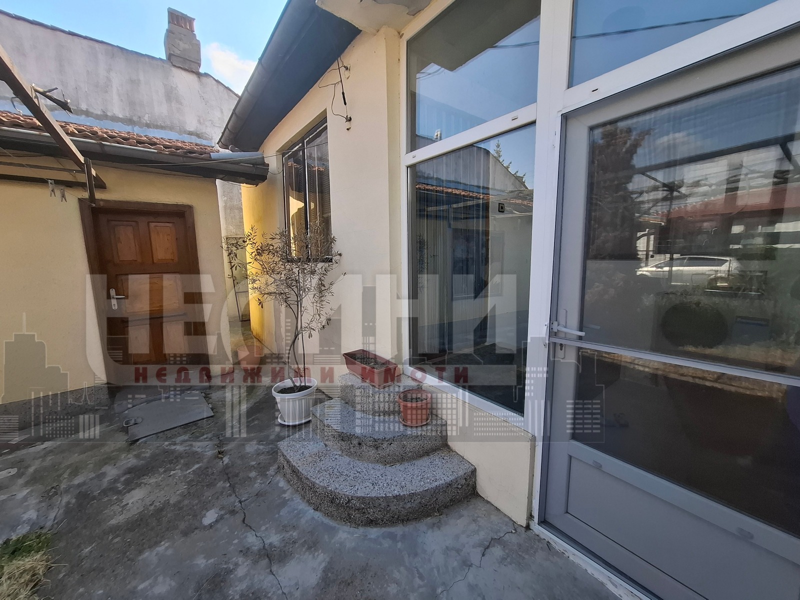 Продава КЪЩА, гр. Русе, Централен кооп. пазар, снимка 4 - Къщи - 55795928