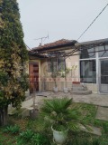 Продава КЪЩА, гр. Русе, Централен кооп. пазар, снимка 1
