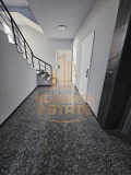 Продава 2-СТАЕН, област Добрич, к.к. Албена • 91000 € / 177980.53 лв. • 84411304 5