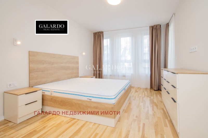 Na prodej  2 ložnice Sofia , Centar , 116 m2 | 45973354 - obraz [7]