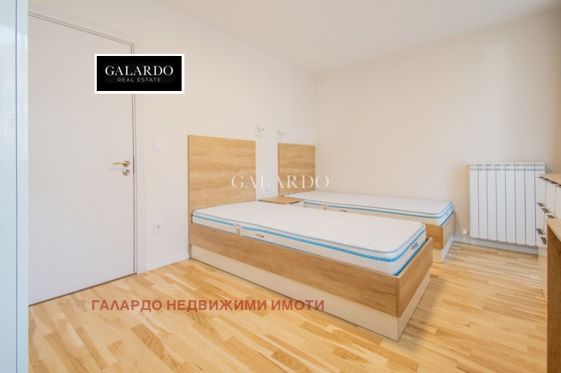 Na prodej  2 ložnice Sofia , Centar , 116 m2 | 45973354 - obraz [9]