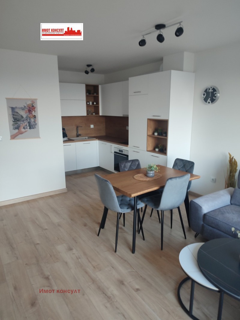 На продаж  2 спальні Пловдив , Тракия , 101 кв.м | 92252885