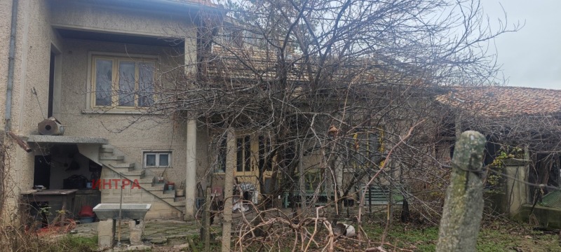 Продава КЪЩА, гр. Велики Преслав, област Шумен, снимка 2 - Къщи - 53024989