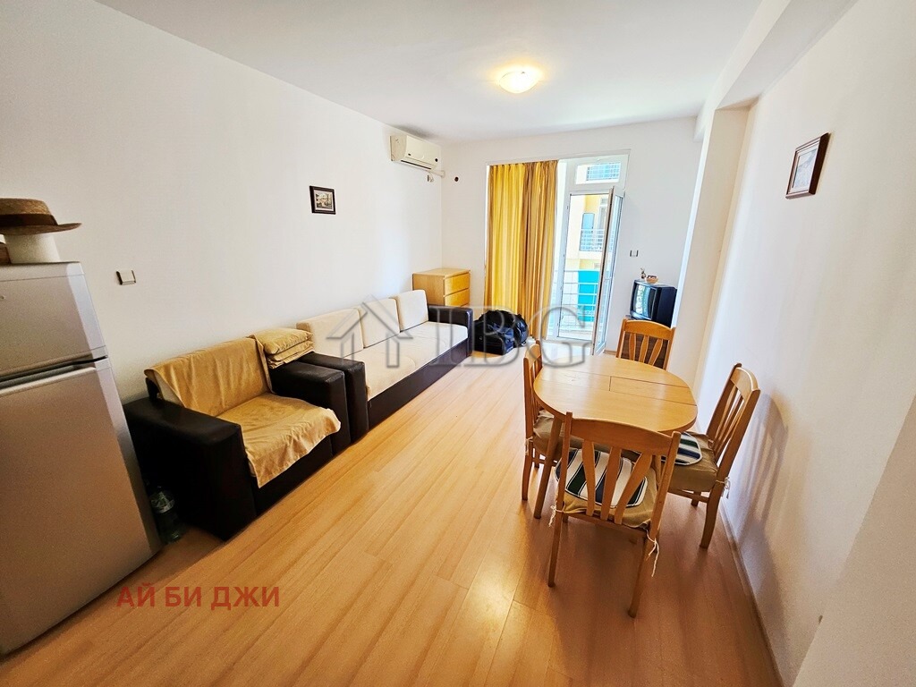 Продава  2-стаен област Бургас , к.к. Слънчев бряг , 56 кв.м | 23216342