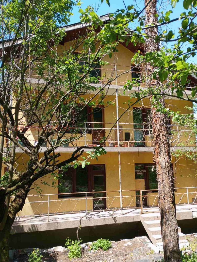 Продава ЕТАЖ ОТ КЪЩА в град София, гр. Банкя - 91 кв.м / 220 000 € » 430 282.60 лв.