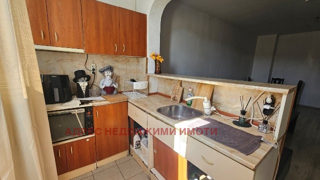 Продава 3-СТАЕН, гр. Стара Загора, Ремиза, снимка 4 - Апартаменти - 54644067