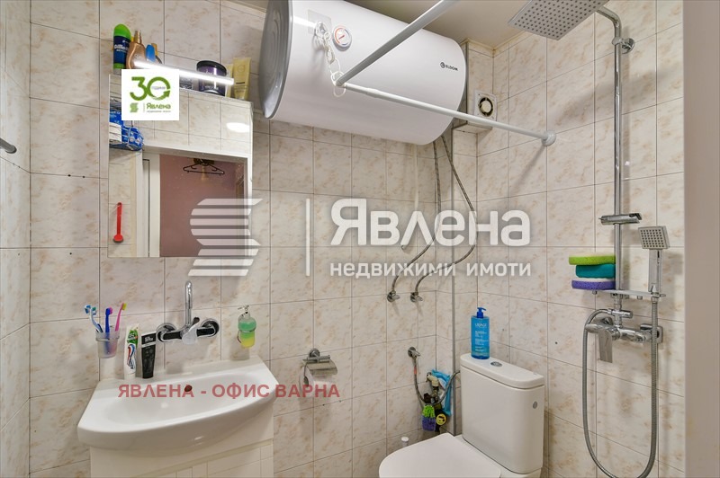 Продава МНОГОСТАЕН, гр. Варна, Център, снимка 10 - Aпартаменти - 48697649