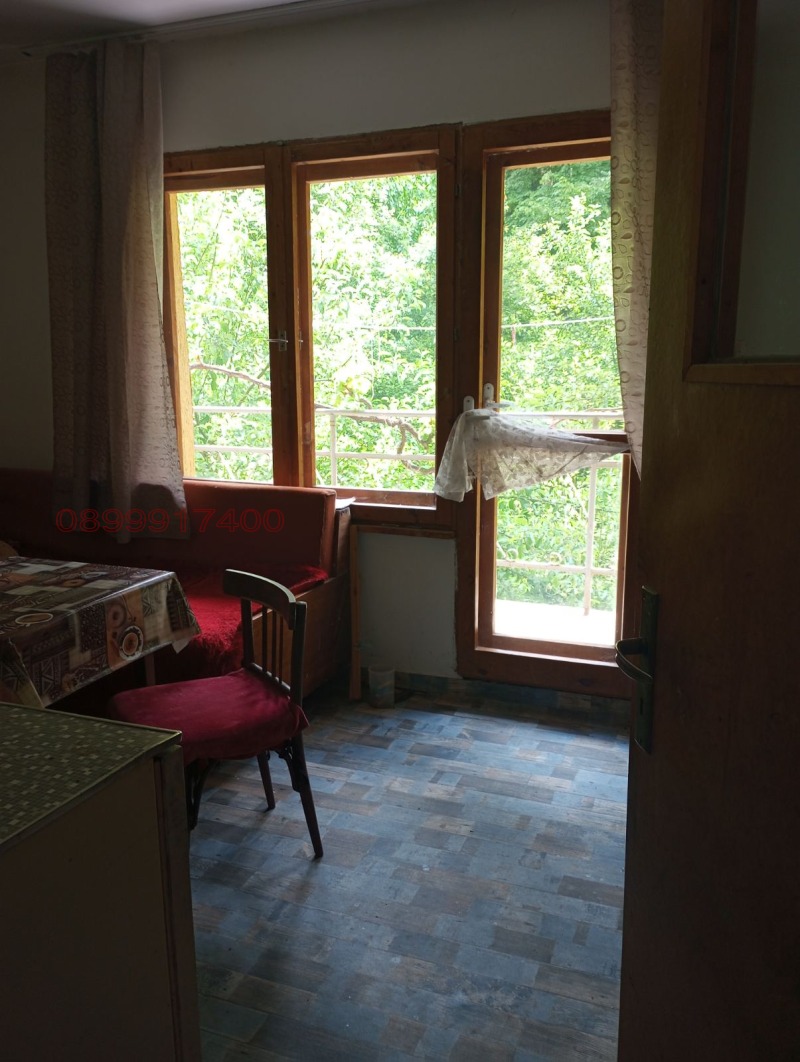 Продава ЕТАЖ ОТ КЪЩА, гр. София, гр. Банкя, снимка 2 - Етаж от къща - 52733684