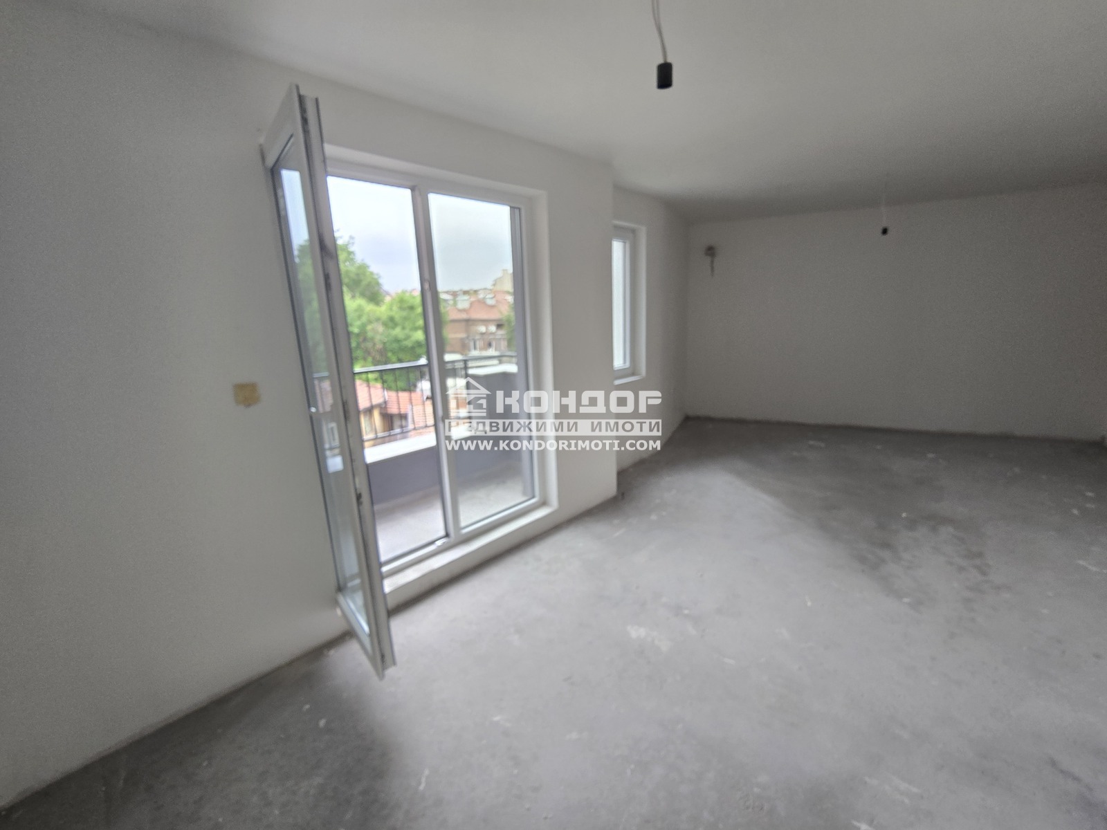 Продава 2-СТАЕН, гр. Пловдив, Център, снимка 2 - Апартаменти - 51204175