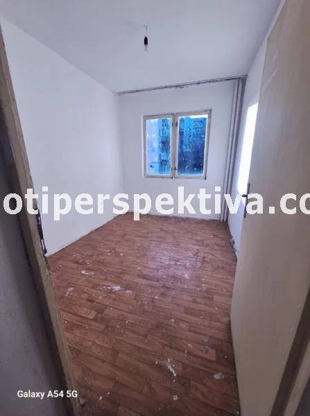 Продава 3-СТАЕН, гр. Пловдив, Кючук Париж