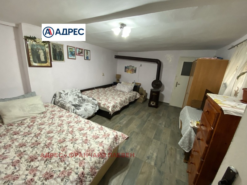 Продава КЪЩА, с. Добролево, област Враца, снимка 10 - Къщи - 52927274