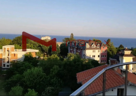 1 soverom k.k. Sjajka, Varna