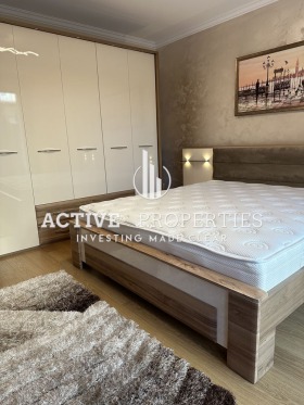 3 Schlafzimmer Goze Deltschew, Sofia 11