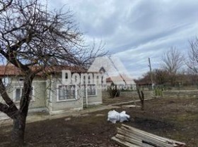Продава КЪЩА, с. Кардам, област Добрич, снимка 2 - Къщи - 44399666