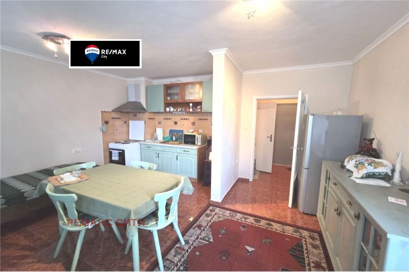 Продава  2-стаен град София , Връбница 2 , 46 кв.м | 46211999 - изображение [2]