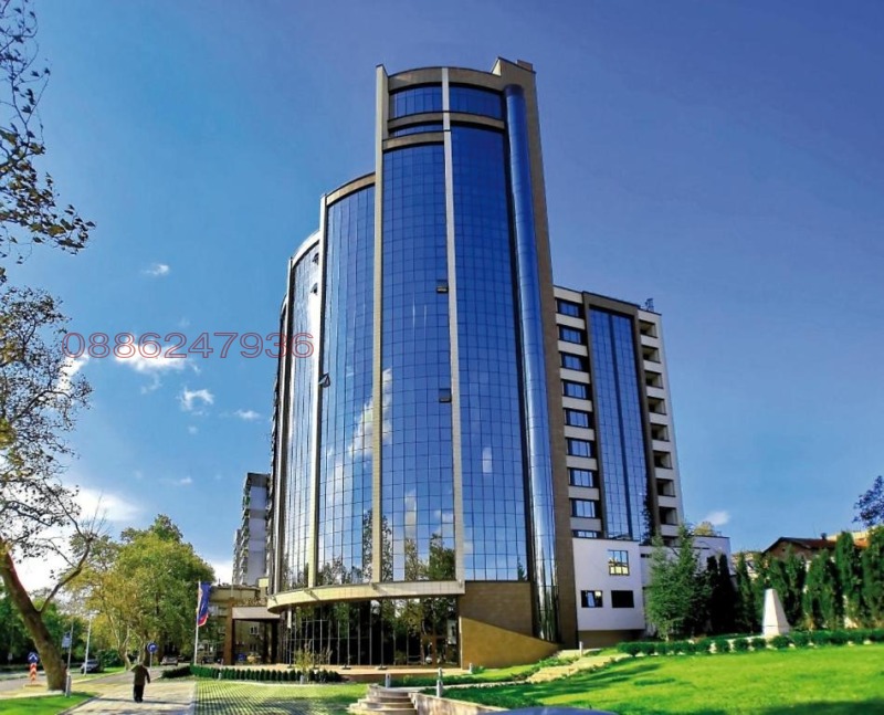 Продава 2-СТАЕН, гр. Варна, Спортна зала