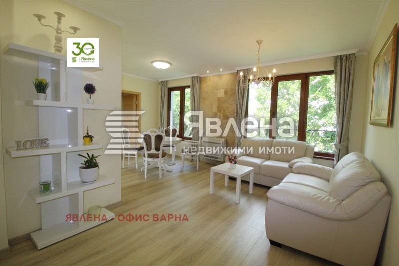 Продава 3-СТАЕН, гр. Варна, ВИНС-Червен площад, снимка 1 - Aпартаменти - 47297613