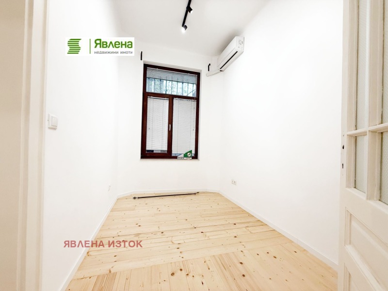 Продава 4-СТАЕН, гр. София, Докторски паметник, снимка 3 - Апартаменти - 52454320