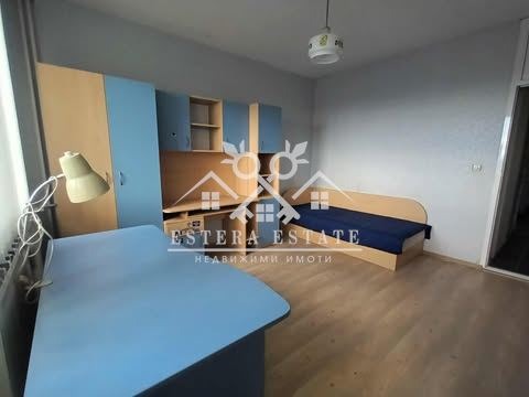 Продава 4-СТАЕН, гр. Шумен, Тракия, снимка 3 - Апартаменти - 53108150