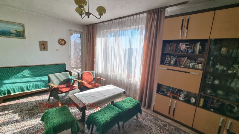 Продава 4-СТАЕН, гр. Смолян, Каптажа, снимка 3 - Апартаменти - 53266073