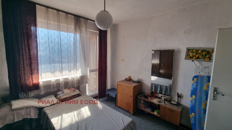 Продава 4-СТАЕН, гр. Смолян, Каптажа, снимка 6 - Апартаменти - 53266073